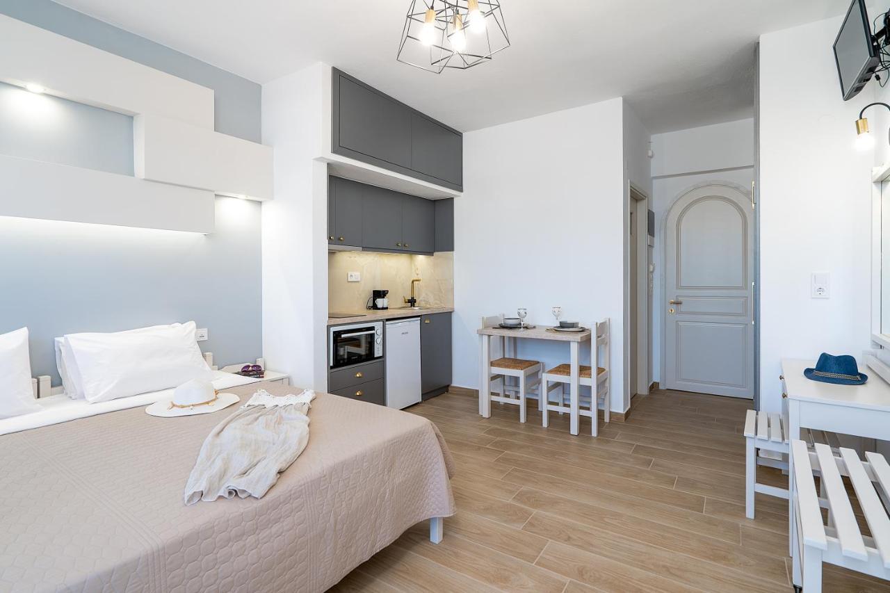 Renata Mare Beachside Studios แอร์ซอนิสซอส ภายนอก รูปภาพ