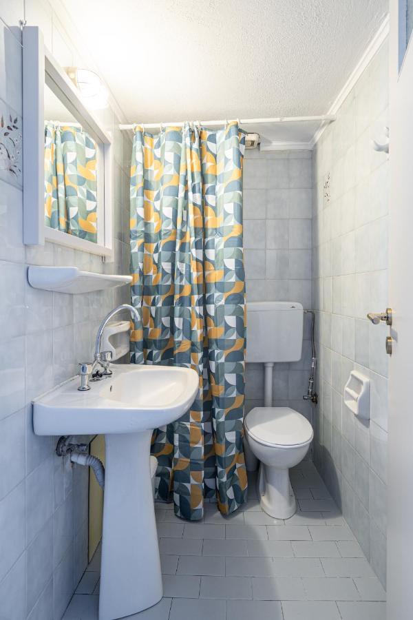 Renata Mare Beachside Studios แอร์ซอนิสซอส ภายนอก รูปภาพ